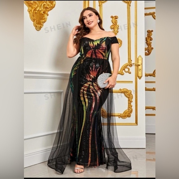 NWOT Off Shoulder Mesh Overlay Sequin Formal Gown - Picture 6 of 7